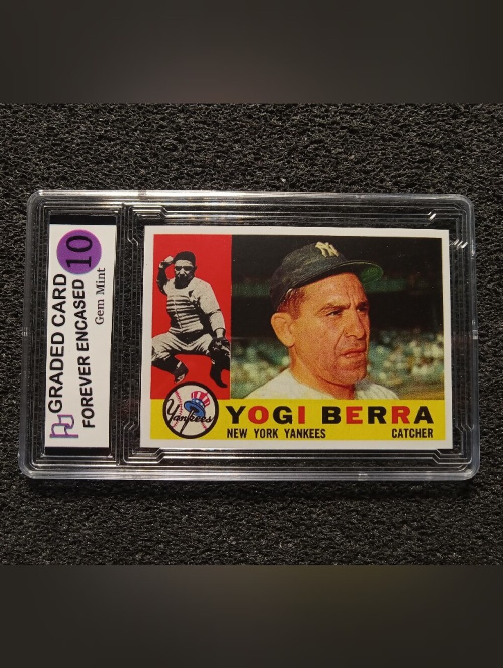 Yogi Berra New York Yankees HOF Baseball Card